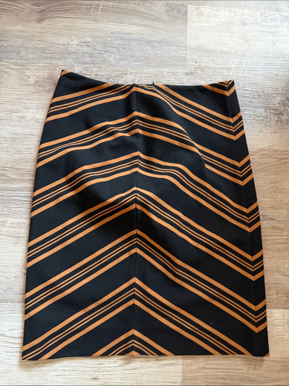Halogen Chevron Striped Pencil Skirt